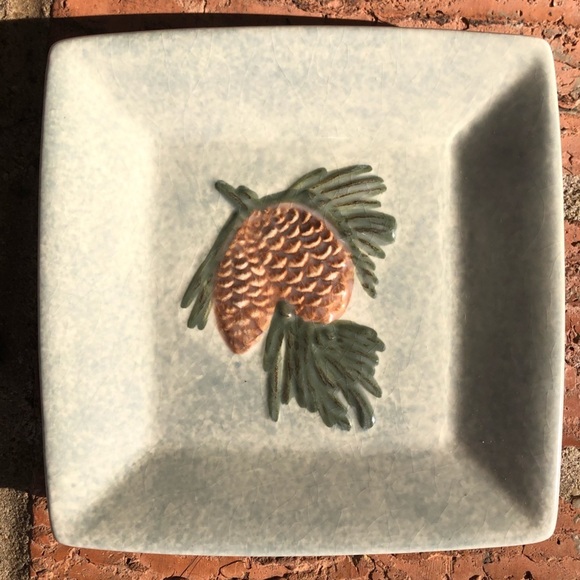 Set of 3 Small Square Ceramic Mini Plates Butterflies, Feathers & Pinecones - Picture 3 of 6